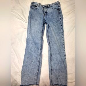 Old Navy sky-hi straight light-wash jeans - size 4